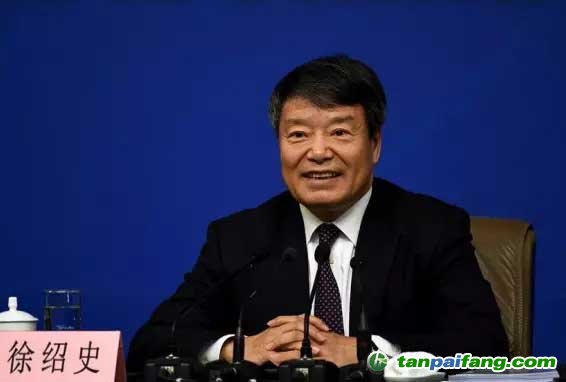 徐紹史主任出席記者會介紹經(jīng)濟(jì)社會發(fā)展情況