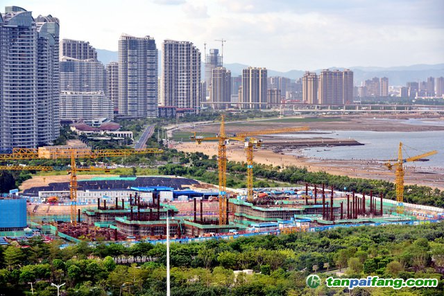 建筑領域是我國能源消耗的三大領域之一，也是重要的碳排放源。攝影/章軻